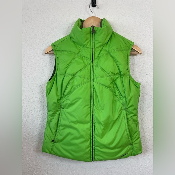 Girls Nike Puffer down Vest Reversible - Olive Green and Bright Lime Green. - Picture 3 of 13